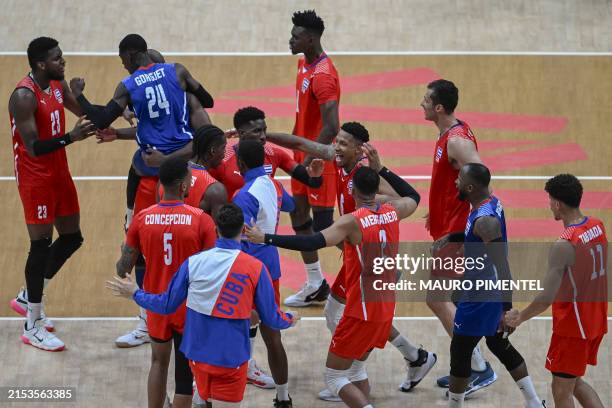 Cuba Men's National Volleyball Team match and podium photo 3