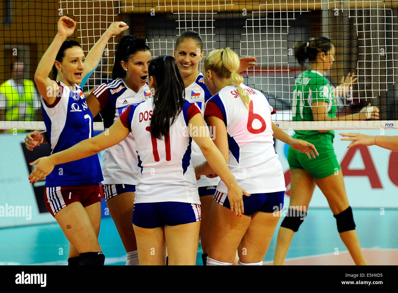 Czechia Women's National Volleyball Team match and podium photo 3