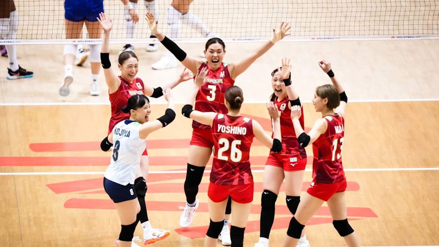 France Women's National Volleyball Team match and podium photo 2