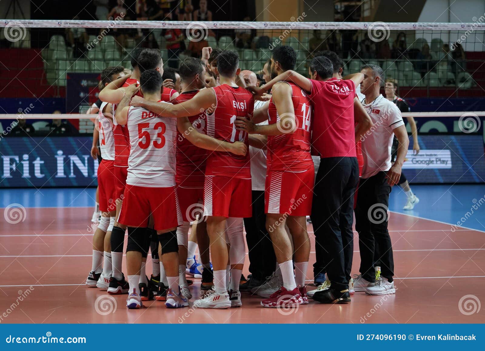 Turkiye Men's National Volleyball Team match and podium photo 3